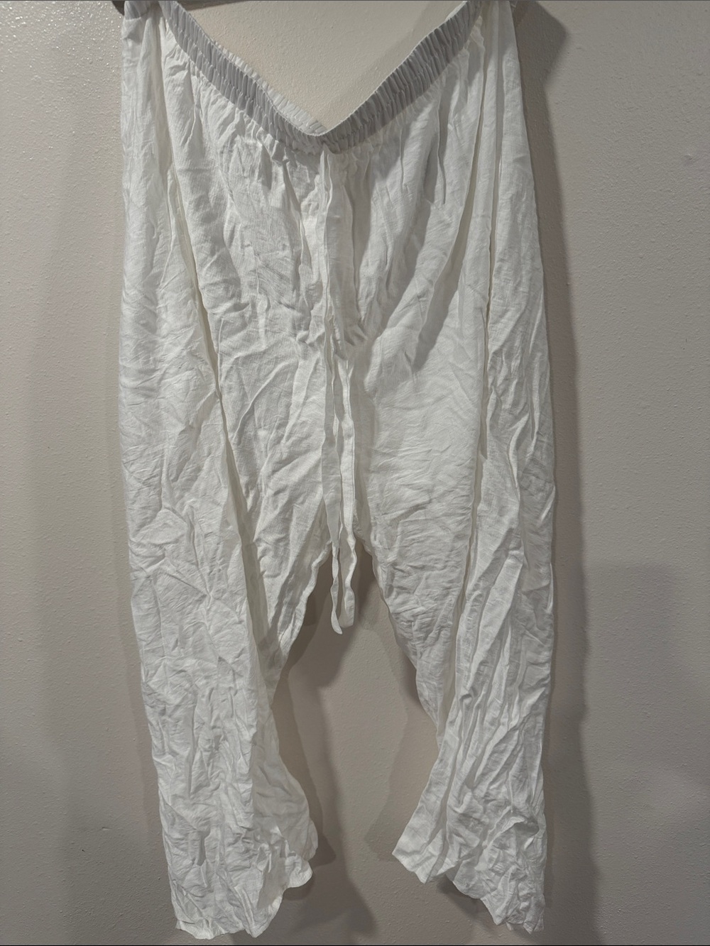 Women's White Relaxed Drawstring Joggers